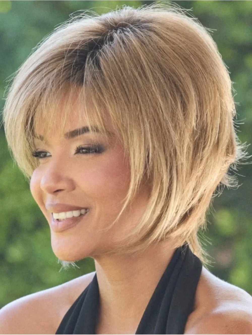 Noriko REESSE Honey Blonde Short Layered Wig - Natural Blonde